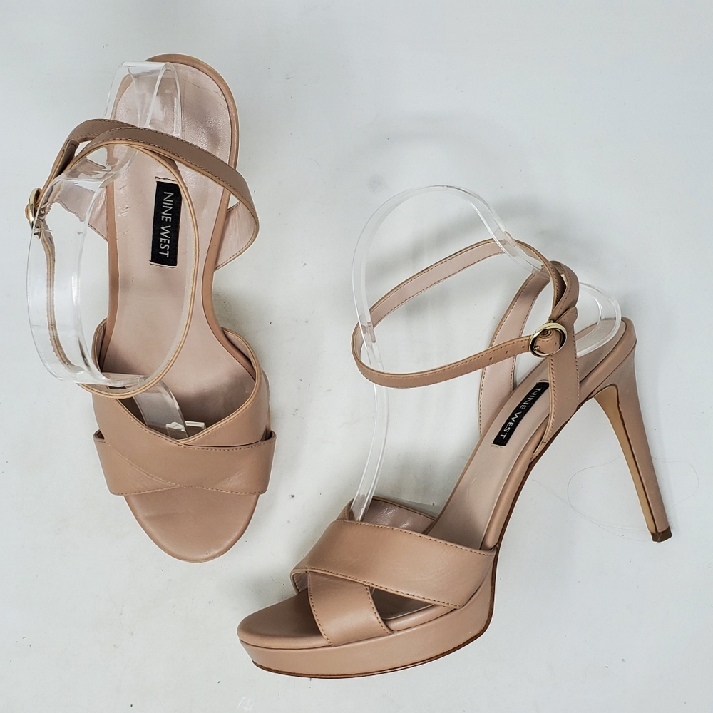 NINE WEST Quisha Criss Cross Ankle strap Sandals Size 9